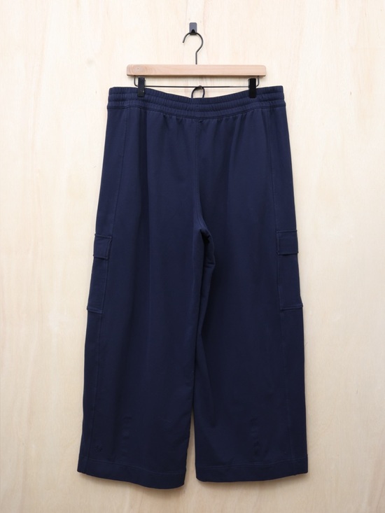 Athleta Retroterry High Rise Wide Leg Cargo Pant Navy Blue XL - Picture 3 of 4